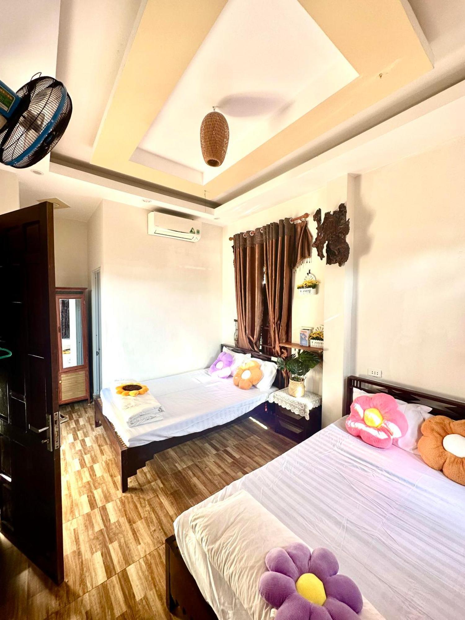Ngo Khanh Homestay Tân Hiệ Exteriör bild
