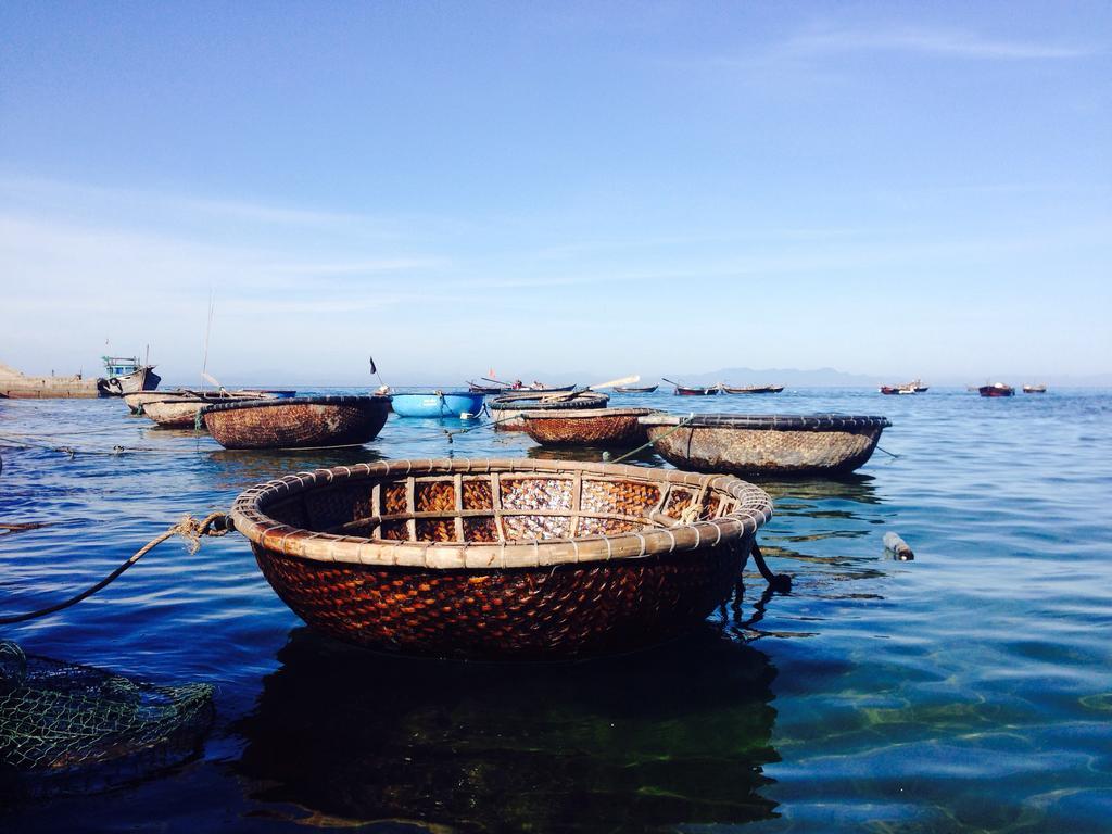 Ngo Khanh Homestay Tân Hiệ Exteriör bild