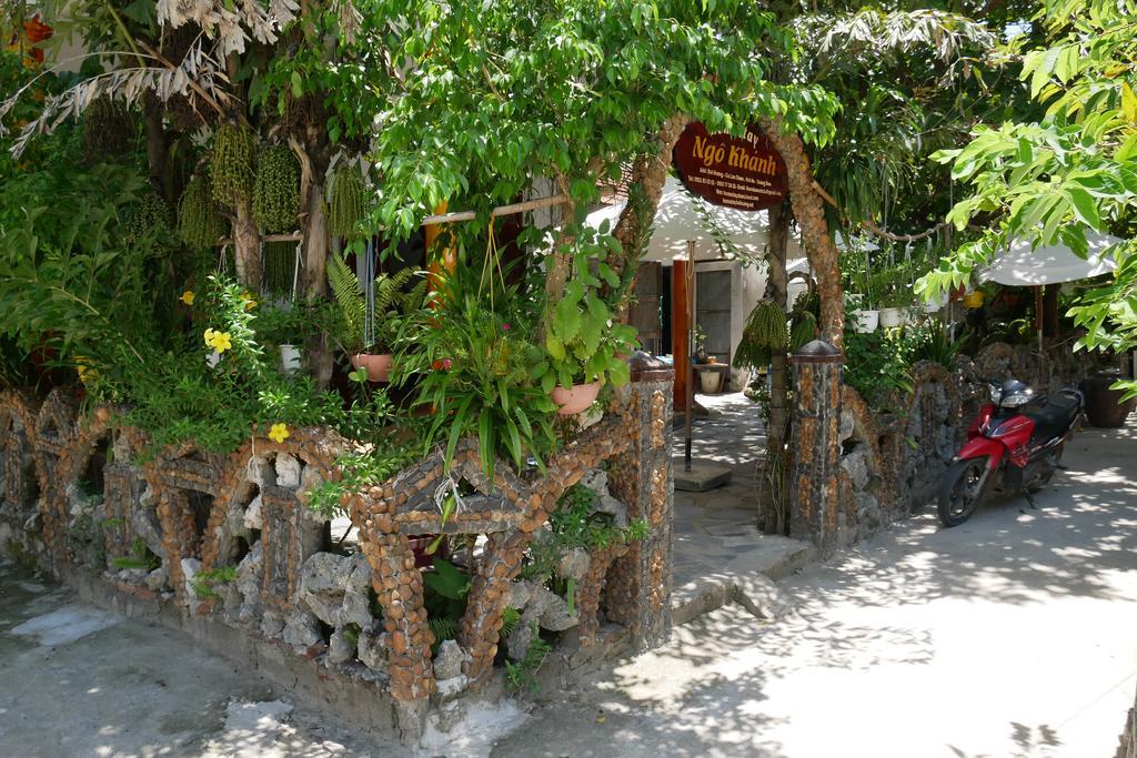 Ngo Khanh Homestay Tân Hiệ Exteriör bild