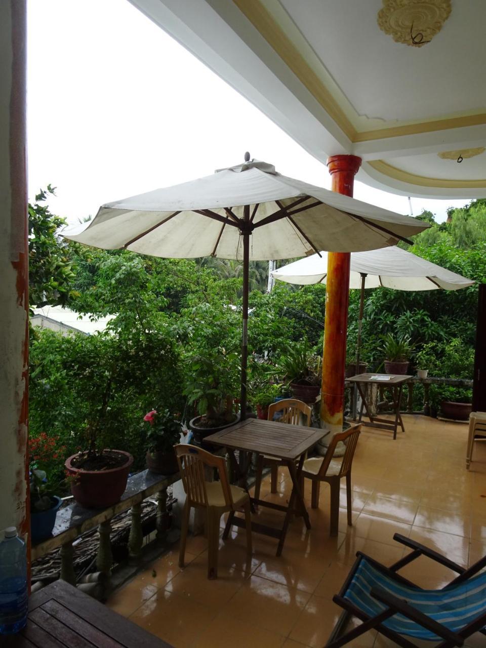 Ngo Khanh Homestay Tân Hiệ Exteriör bild