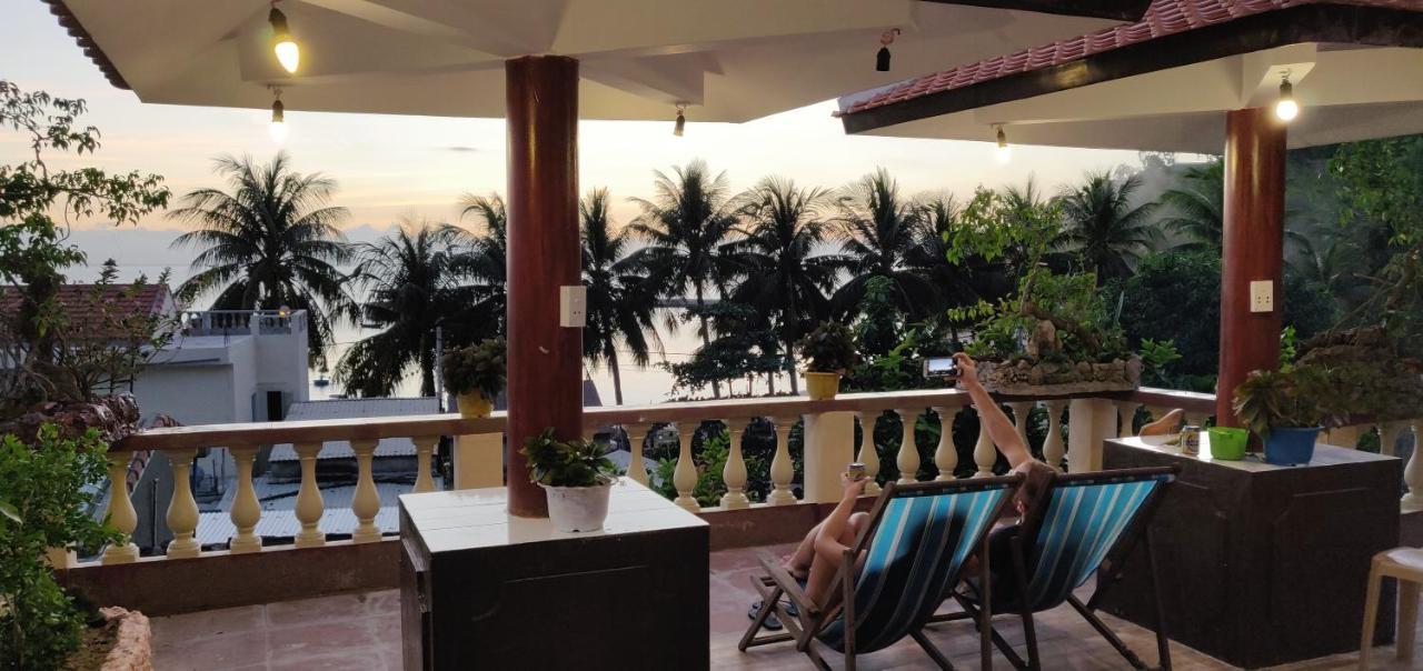 Ngo Khanh Homestay Tân Hiệ Exteriör bild